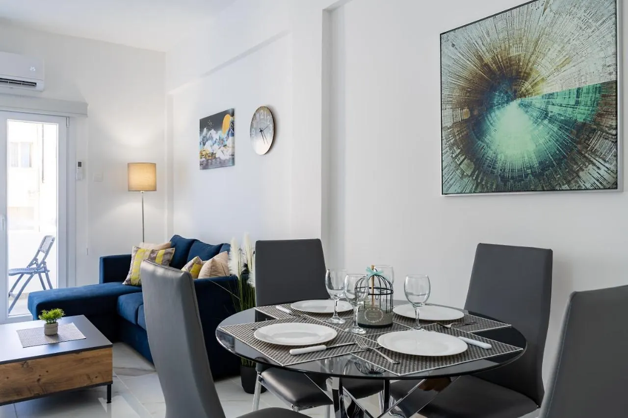 Vibe - 1 Bedroom Apartment W Balcony In 라르나카