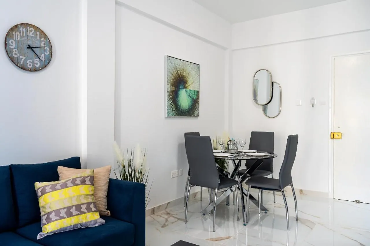 Vibe - 1 Bedroom Apartment W Balcony In 라르나카