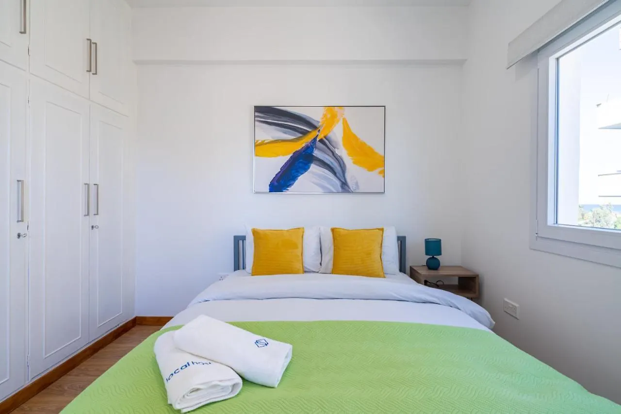 Vibe - 1 Bedroom Apartment W Balcony In 라르나카 0*,  키프로스